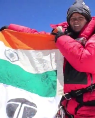 अरुणिमा सिन्हा ने एक बार फिर इतिहास रचा और प्रथम महिला दिव्यांग पर्वतारोही बन गई हैं, पढ़े विस्तार से