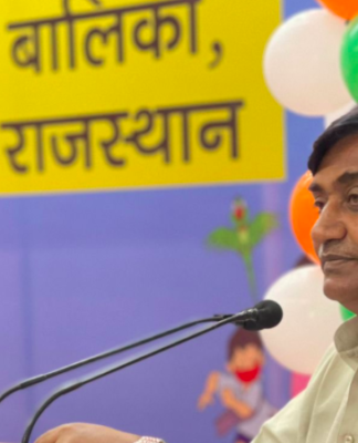 शिक्षा मंत्री
