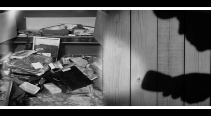 महिला के पीहर जाते ही सोने चाँदी के जेवर सहित हजारों की चोरी (Theft)… Theft